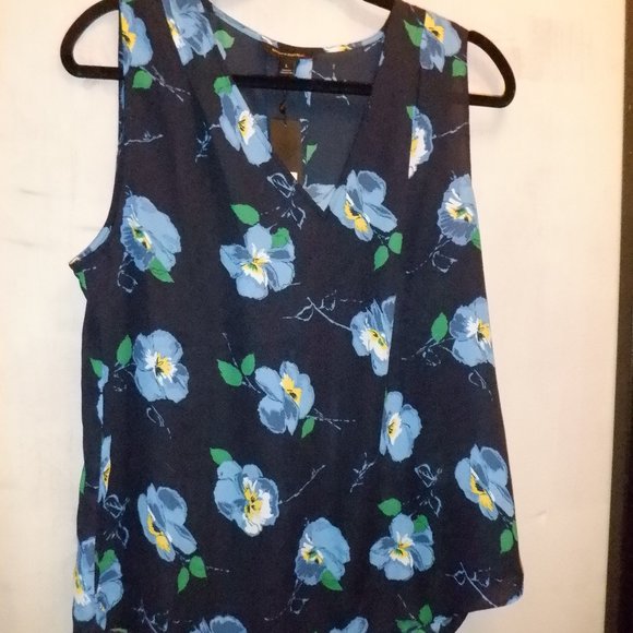 Banana Republic Tops - Sleeveless Top
